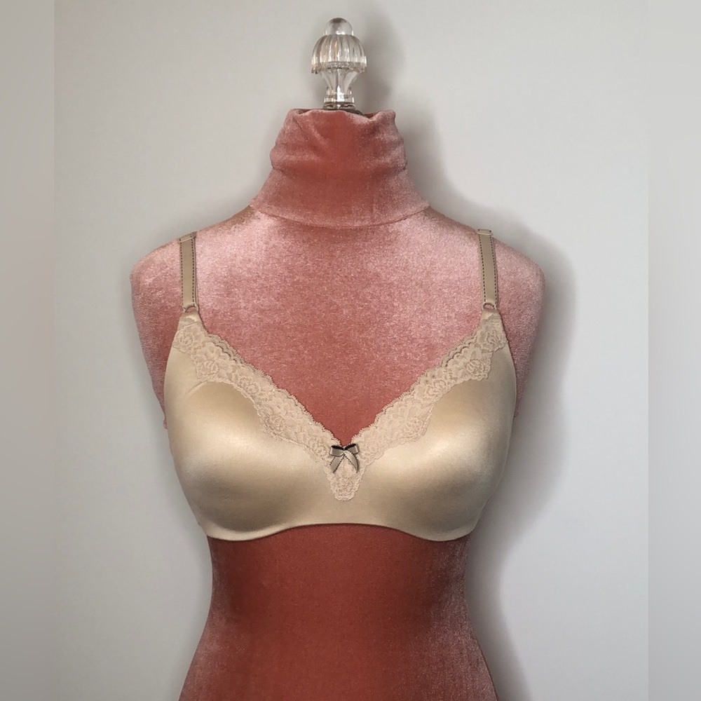 Maidenform Comfort Devotion Push Up Lace Trim Bra Nude Tan Size 38B